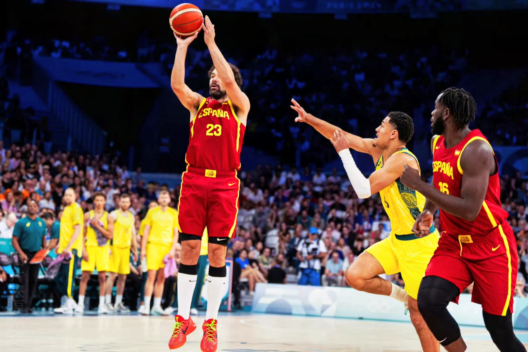 易游网站 -包含葡萄牙体育发布备战花絮，今夜临场应变，CBA常规赛任务艰巨，球队文化再被提及的词条