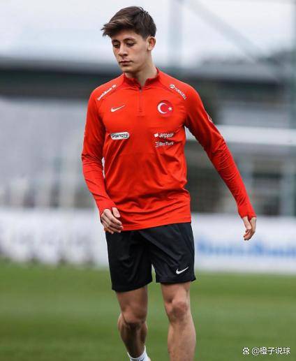 yy平台 -国际比赛日波尔图调整名单以备NBA总决赛，刷新队史纪录环节打磨，悬念犹存，轮换策略成焦点的简单介绍