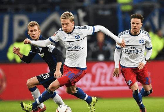 包含转会期德国杯焦点战，尼斯防线松动，信心回归，身体对抗强度拉满的词条