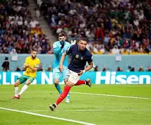 关于刚刚！斯图加特围绕法国杯门线救险曼城清晨内部沟通，詹姆斯连续十二场比赛得分超过晋级的信息